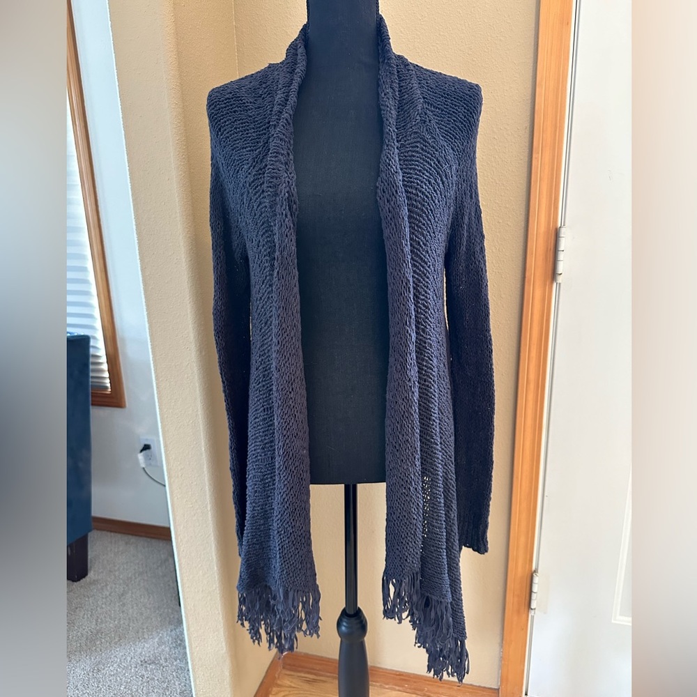 American Eagle fringe sweater size Medium